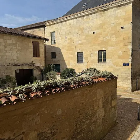2 - Pour 1-4 Personnes- Centre Historique *